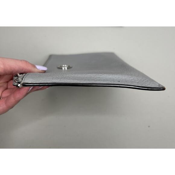 Michael Kors Gray Pebbled Leather Zip Wristlet Clutch Wallet - Picture 3 of 12